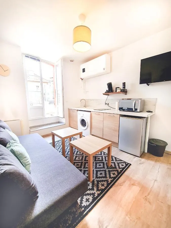 La Terrasse - Appartement Cosy Et Parking A Grenoble France